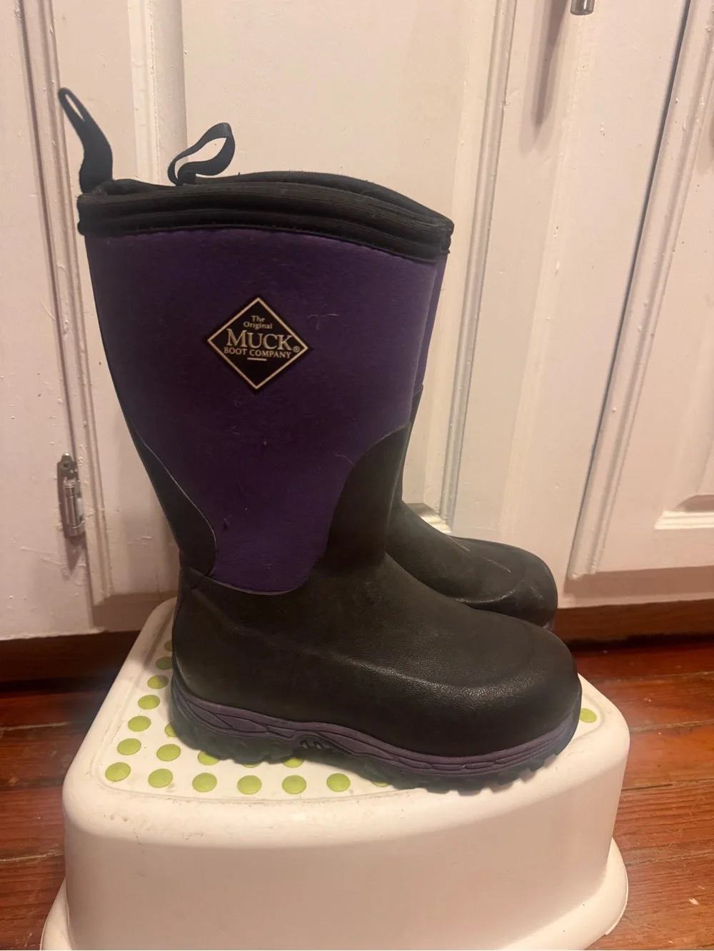 Muck Boot Company Kids' Purple and Black Waterproof Boots girls size 1